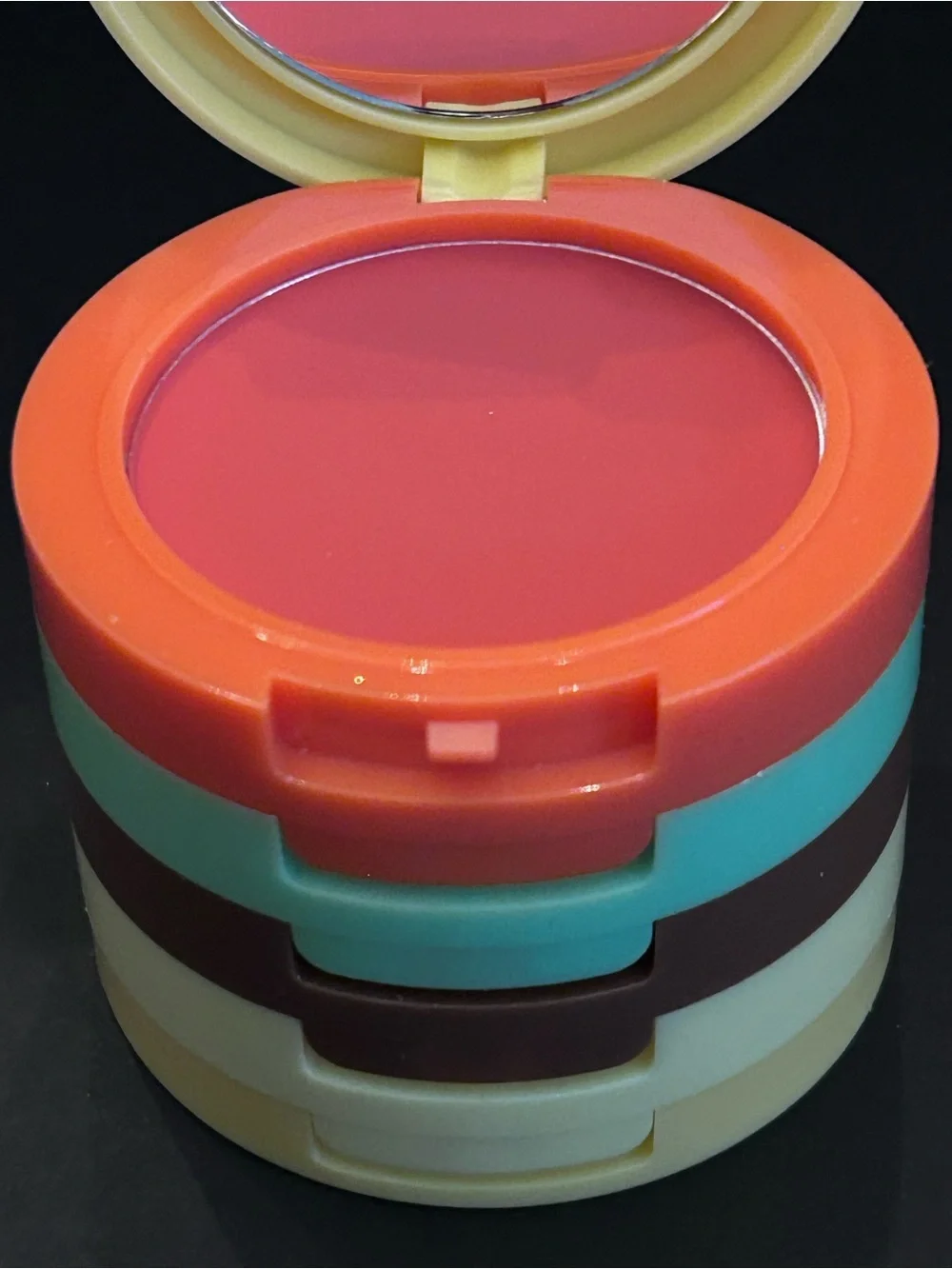 Kevin & Coco 5-in-1 Facial Makeup Set in a Fun & Cute Hamburger 🍔 Case Brand New